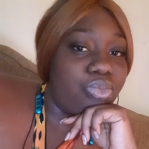 Meet your Posher, Valetta